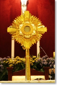 Eucharist-adoration